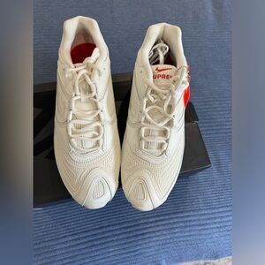 Supreme Nike airmax brand new size 13 $500 firm no low ballers.